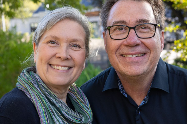 Mikael & Jeni Bister