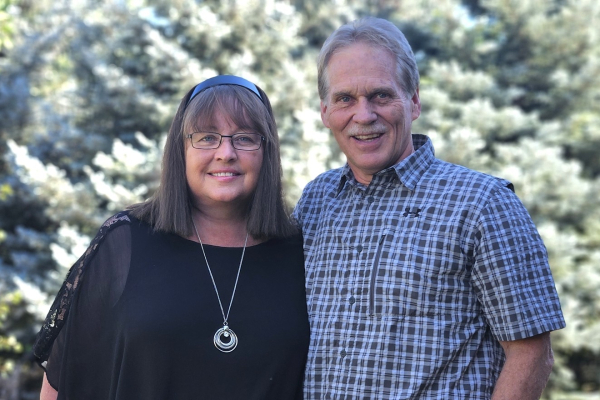 Lauren & Connie Runia